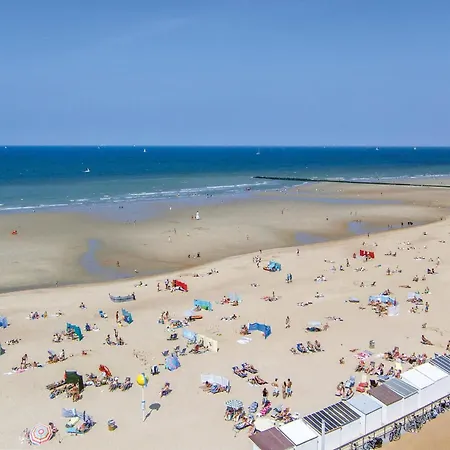2 Bedroom Cozy In Appartement Oostende