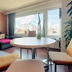2 Bedroom Cozy In *